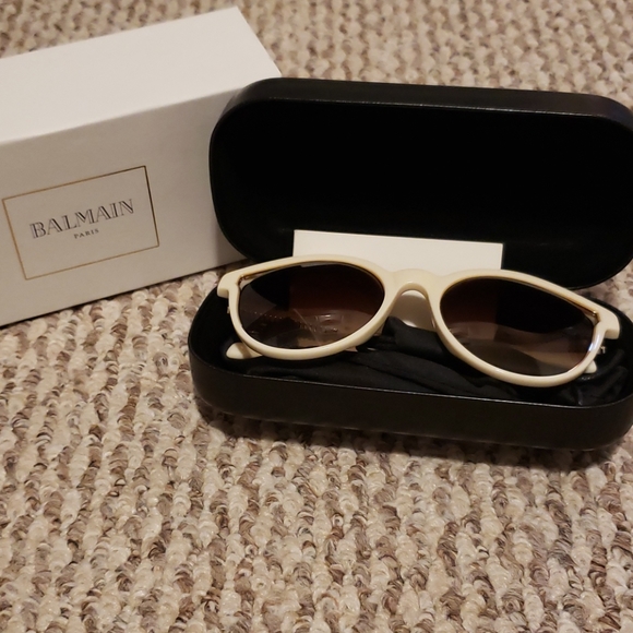 Balmain Accessories - Balmain white sunglasses